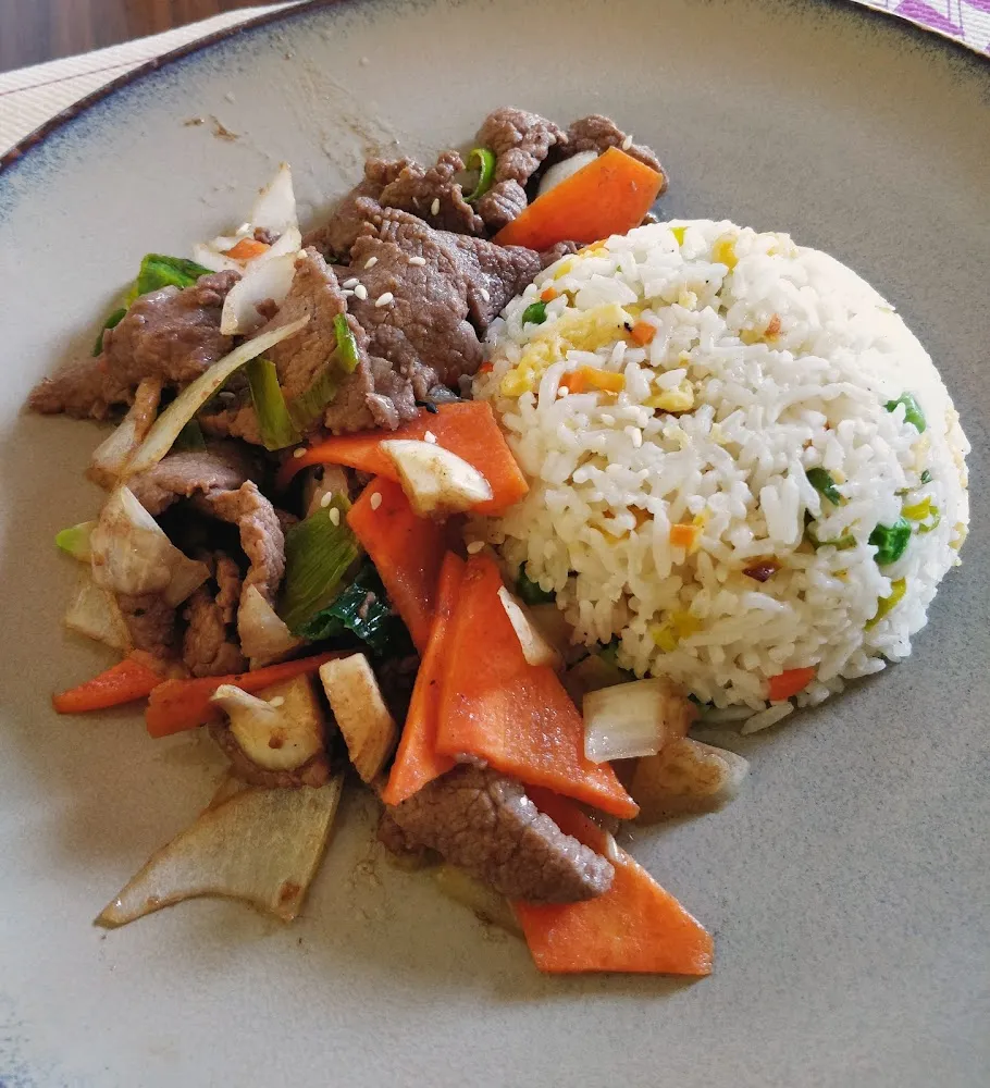Boeuf Sauté Et Riz Cantonais